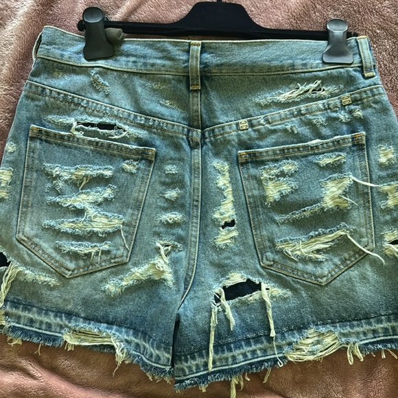 Givenchy denim shorts - Picture 4 of 4